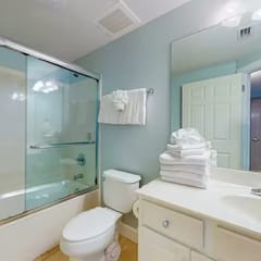 Sunrise Serenity Resort Condo at Sunrise Beach w/ Gulf Views, Pools, Balcony, Sleeps 10 | Daily Access to Exclusive Local Activities