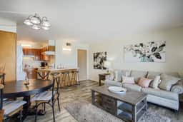 Ocean View Retreat Beachfront Condo at The Summit w/ Balcony, Pools, Gulf Views, Sleeps 5 | Daily Access to Local Activity Highlights - Image 4