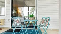Shore Thing Studio Stay - Image 3