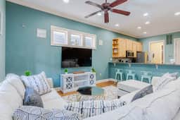 SeaEsta Luxe Retreat 4BR Home in Panama Dunes w/ Pool, Walk to Beach, Sleeps 12 | Daily Access to Local Activity Opportunities - Image 3