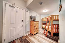 Beach, Please! Condo at Shores of Panama w/ Gulf Access, Lagoon Pool, Balcony, Sleeps 6 | Enjoy Daily Entry to Local Activity Experiences - Image 4