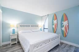 Edgewater Oasis Beachfront Condo at Edgewater Resort w/ Pools, Golf, Hot Tubs, Sleeps 5 | Enjoy Access to Local Activities Daily - Image 4