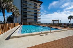 Edgewater Oasis Beachfront Condo at Edgewater Resort w/ Pools, Golf, Hot Tubs, Sleeps 5 | Enjoy Access to Local Activities Daily - Image 3