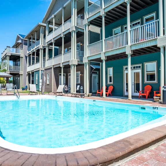 SeaEsta Luxe Retreat 4BR Home in Panama Dunes w/ Pool, Walk to Beach, Sleeps 12 | Daily Access to Local Activity Opportunities - Image 1