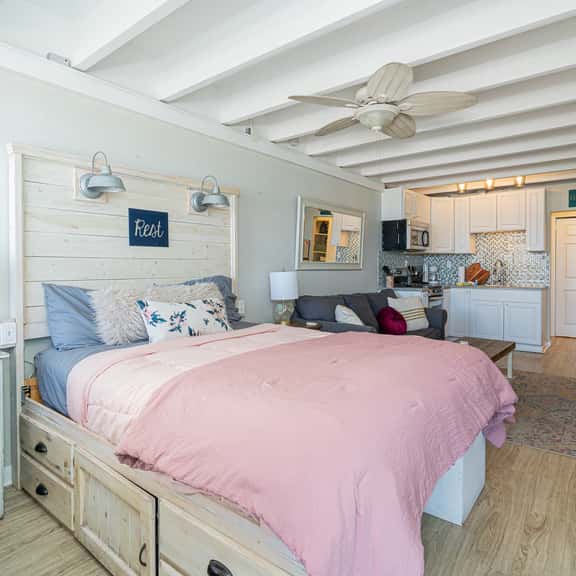 Coral Cove Beachfront Studio Condo w/ Ocean Views, Pool Access, Sleeps 3 | Enjoy Included Local Activities Each Day - Image 1