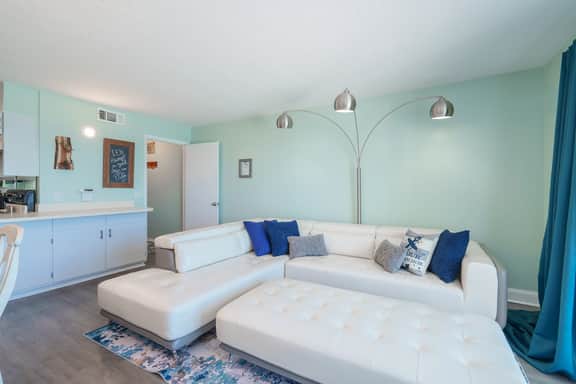 Turtle Love Oceanfront Condo at The Summit w/ Balcony, Pools, Gulf Views, Sleeps 4 | Enjoy Daily Access to Local Activity Adventures - Image 4