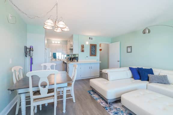 Turtle Love Oceanfront Condo at The Summit w/ Balcony, Pools, Gulf Views, Sleeps 4 | Enjoy Daily Access to Local Activity Adventures - Image 5