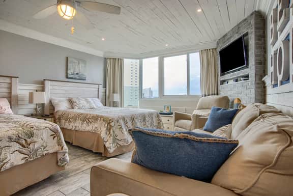 Seaside Villa Ocean View Studio at Top of the Gulf w/ Pool, Beach Access, Sleeps 4 | Daily Access to Local Activity Experiences - Image 5