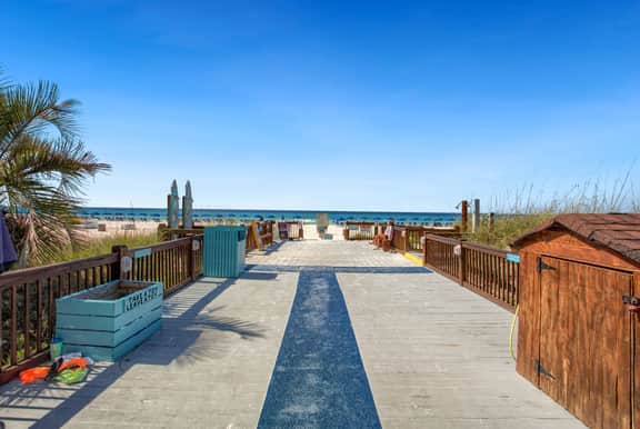 Jellyfish Cove 1BR Condo at The Summit w/ Oceanfront Views, Balcony, Pools, Sleeps 5 | Daily Access to Local Activity Inclusions - Image 5